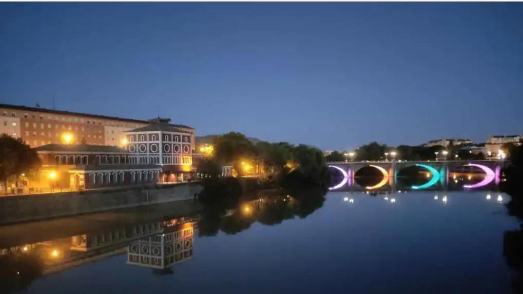 Appartamento Gonzalo De Berceo 15 Logroño Esterno foto